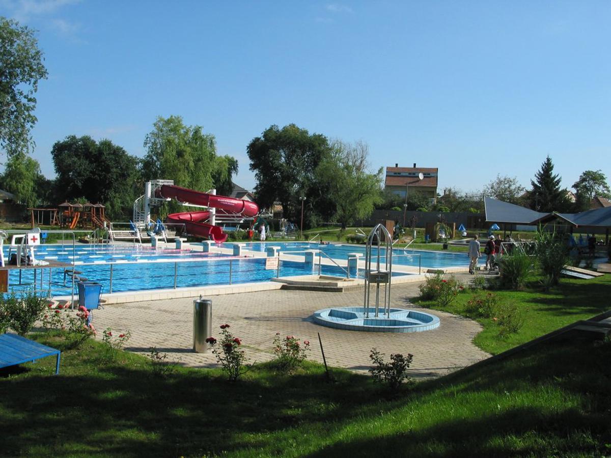 P16 Apartment Hajduboszormeny Zewnętrze zdjęcie