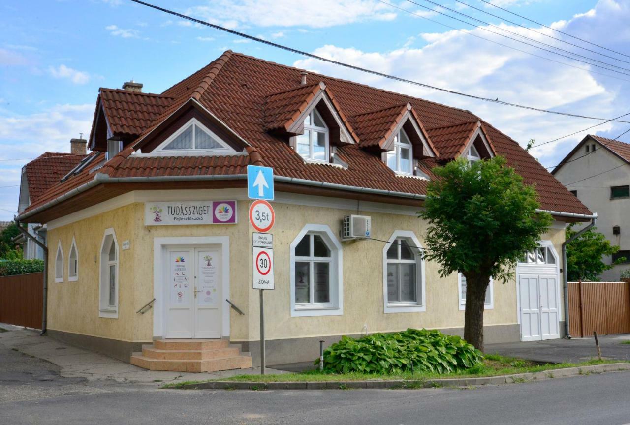 P16 Apartment Hajduboszormeny Zewnętrze zdjęcie